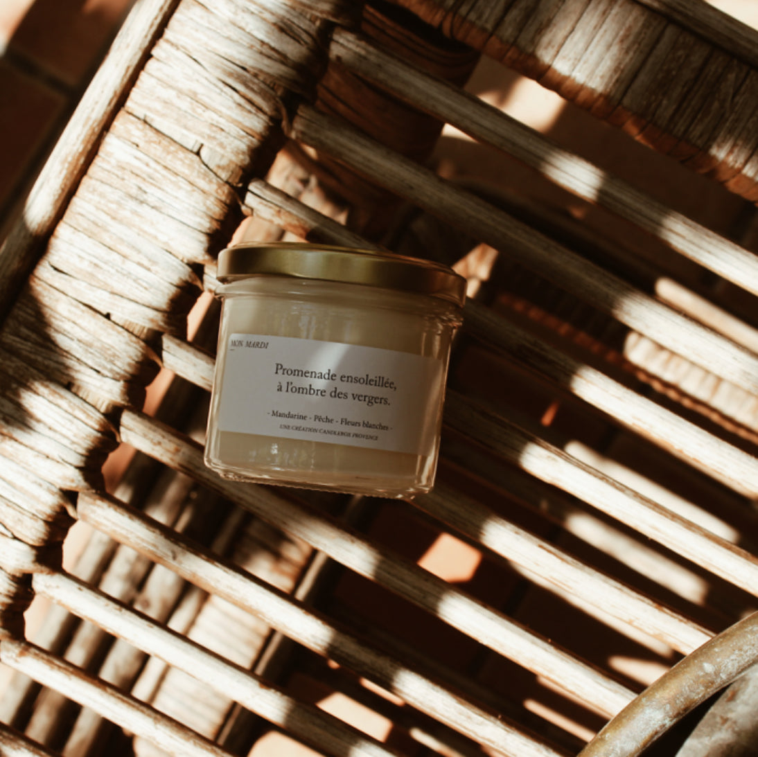 PROMENADE ENSOLEILLÉE, À L’OMBRE DES VERGERS - Candle Tuesday